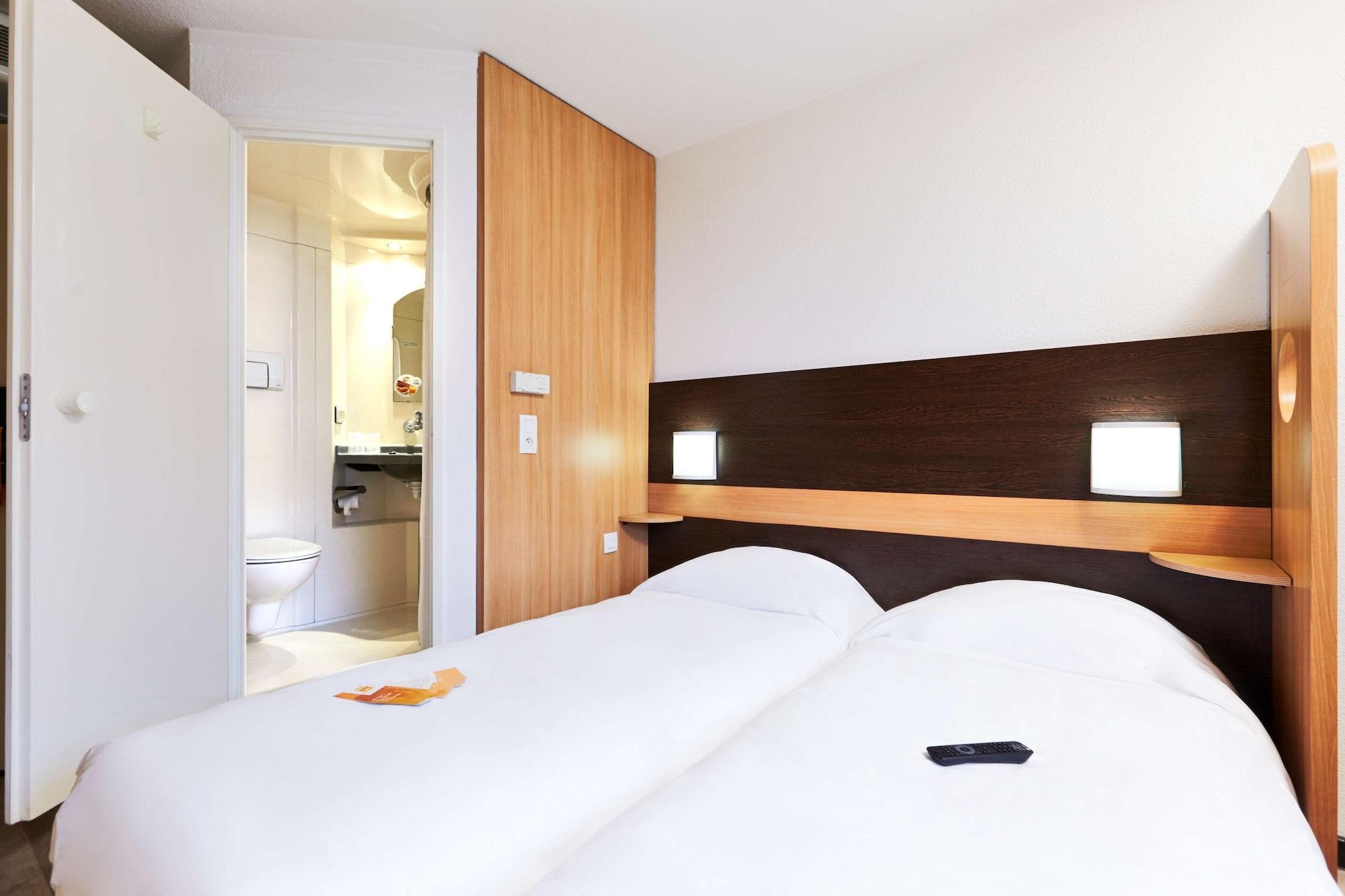 Premiere Classe Annemasse Ville La Grand Ville-la-Grand Exterior foto