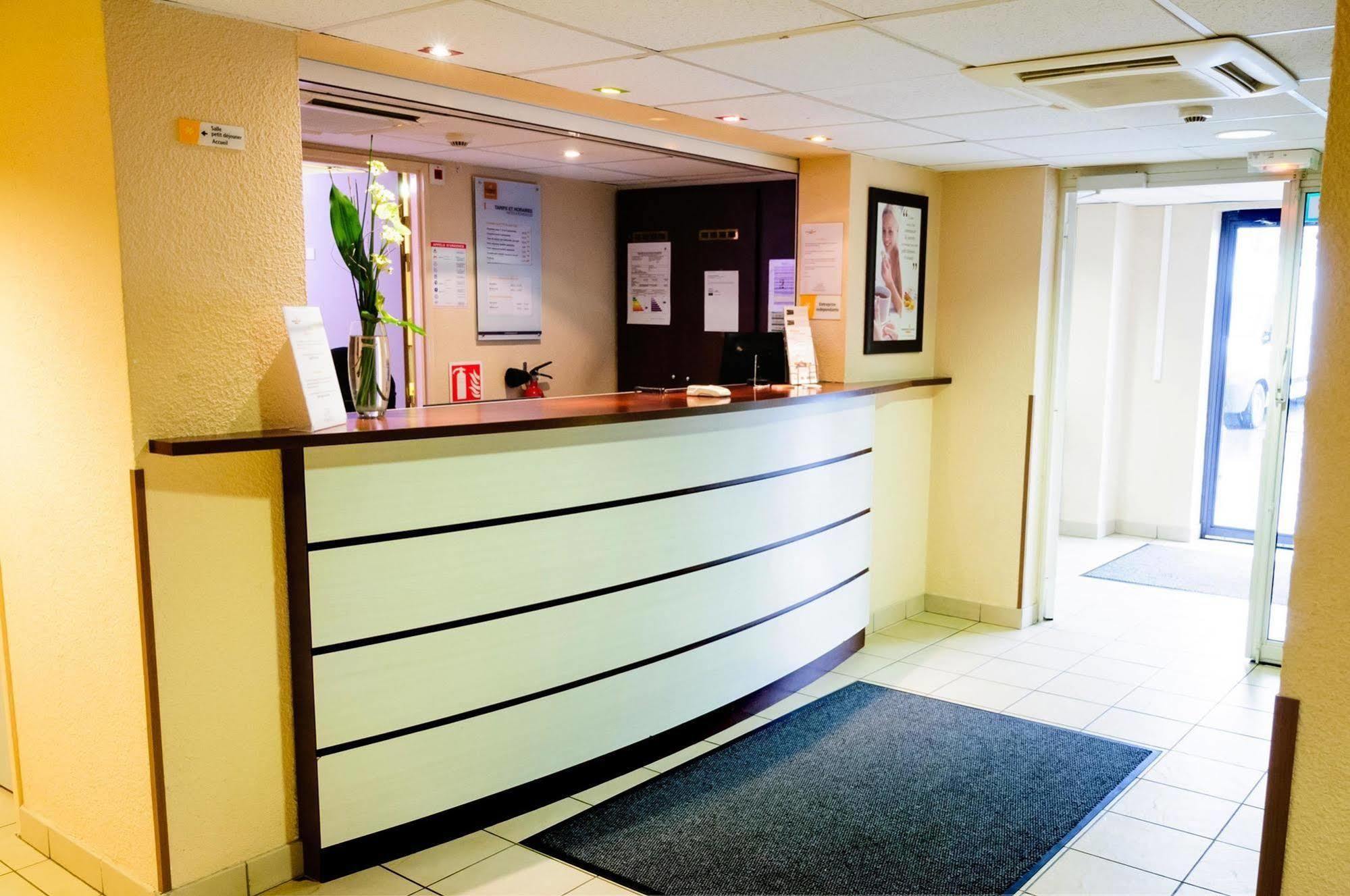Premiere Classe Annemasse Ville La Grand Ville-la-Grand Exterior foto